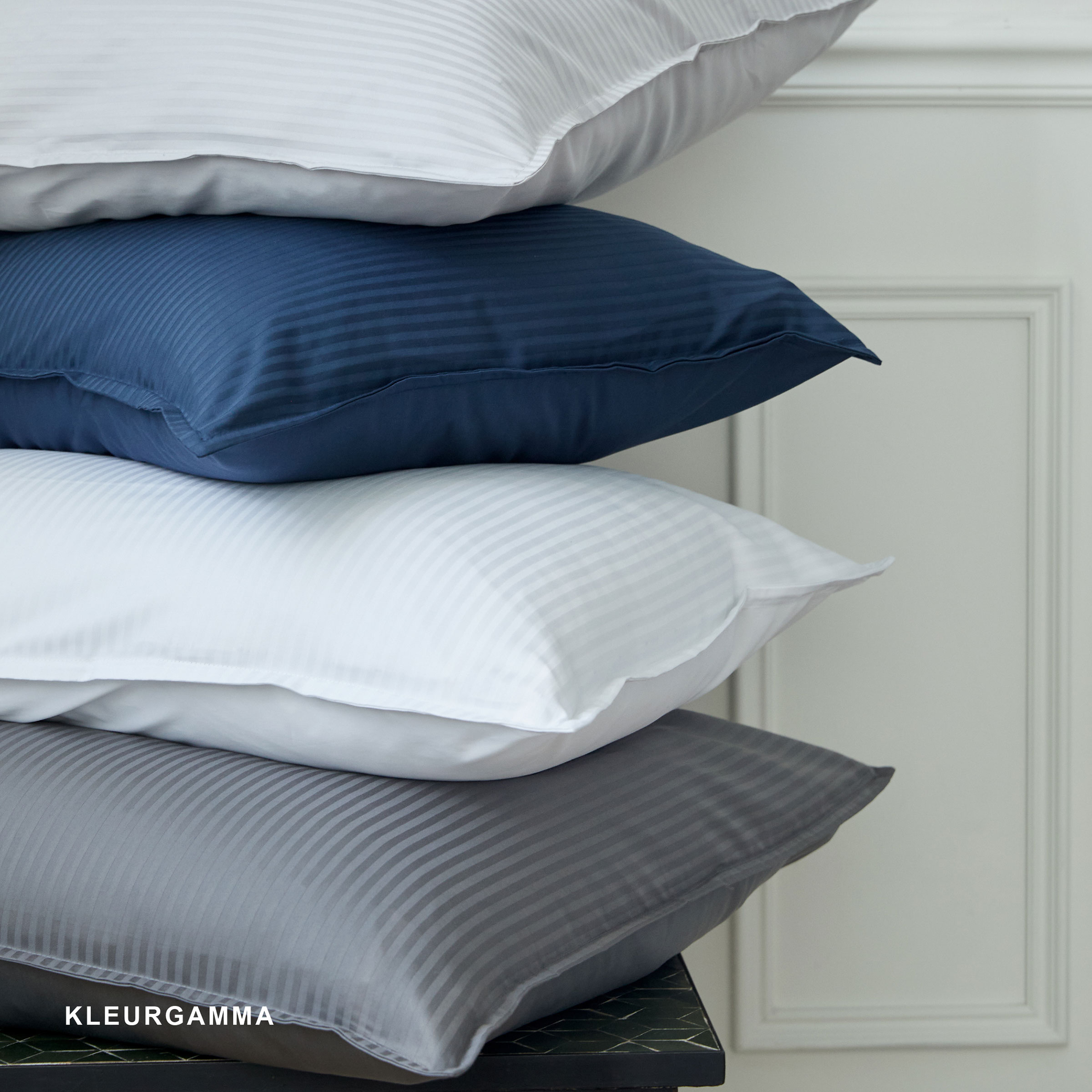 Essix Dekbedovertrek Set Grand Hotel Jacquard Satijn 300TC Wit 