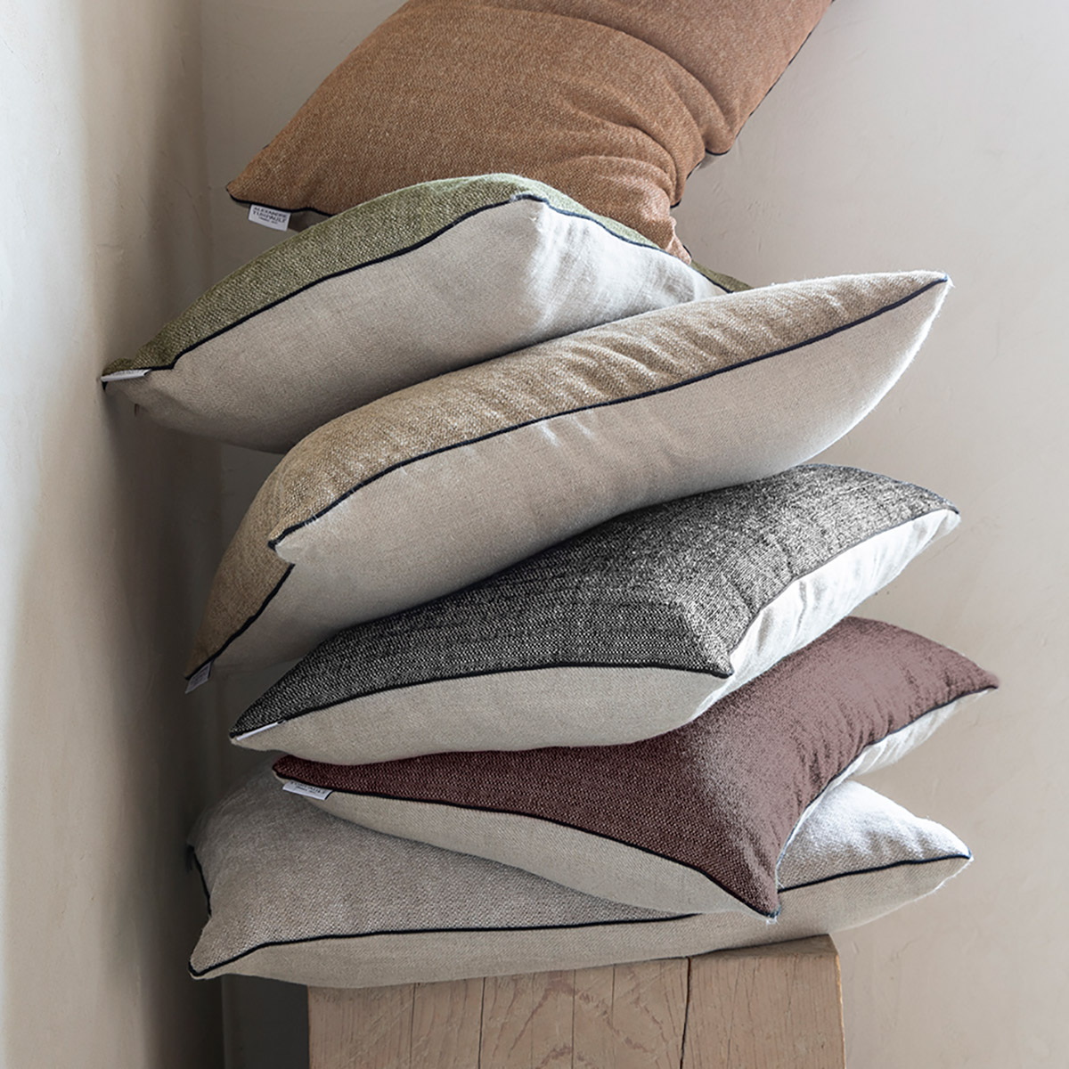 Alexandre Turpault Sierkussenhoes Voltaire Velours Cloud Grey 40 x 60 cm