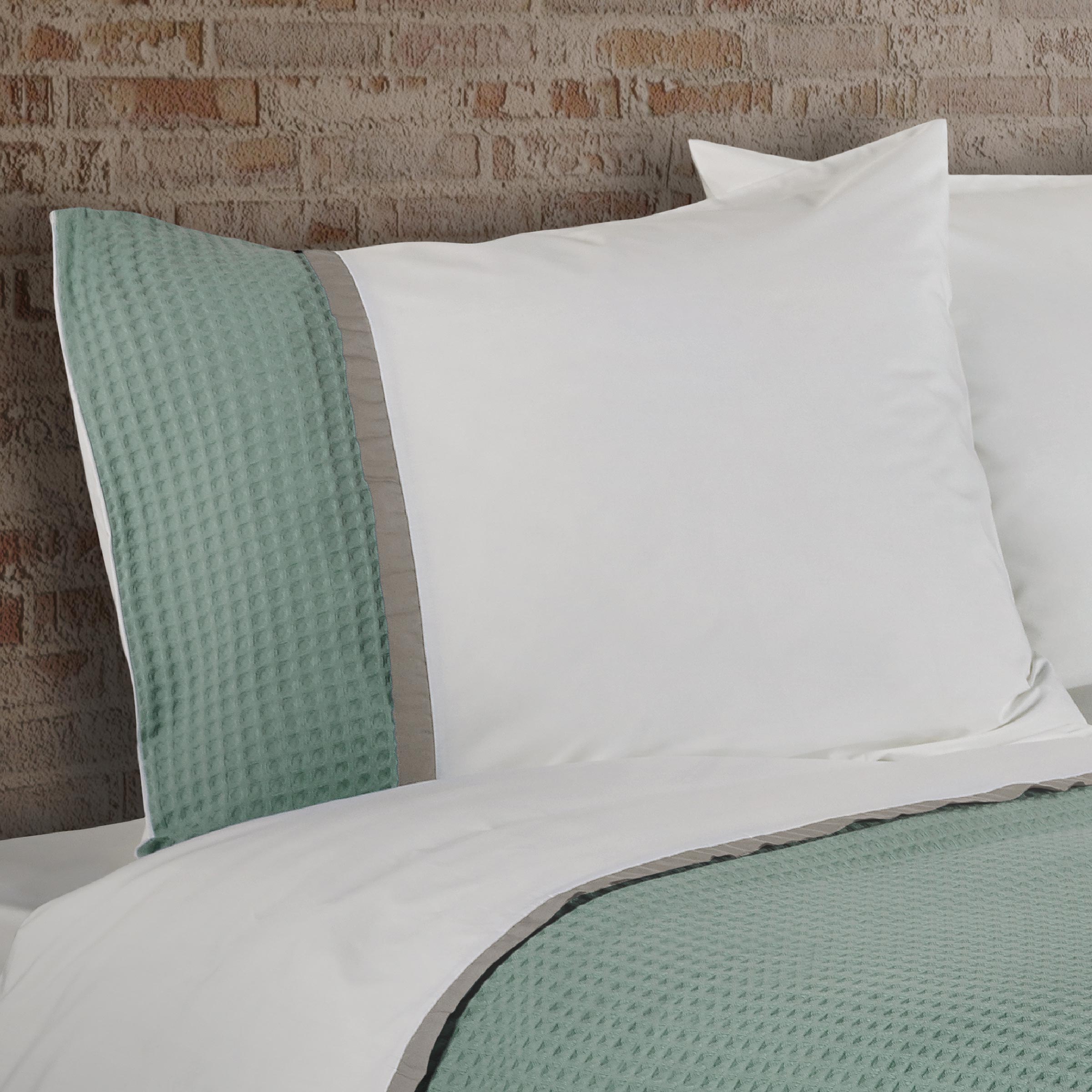 Dommelin Kussensloop Bari Percal 200TC Spargroen - Muisgrijs 60 x 70 cm