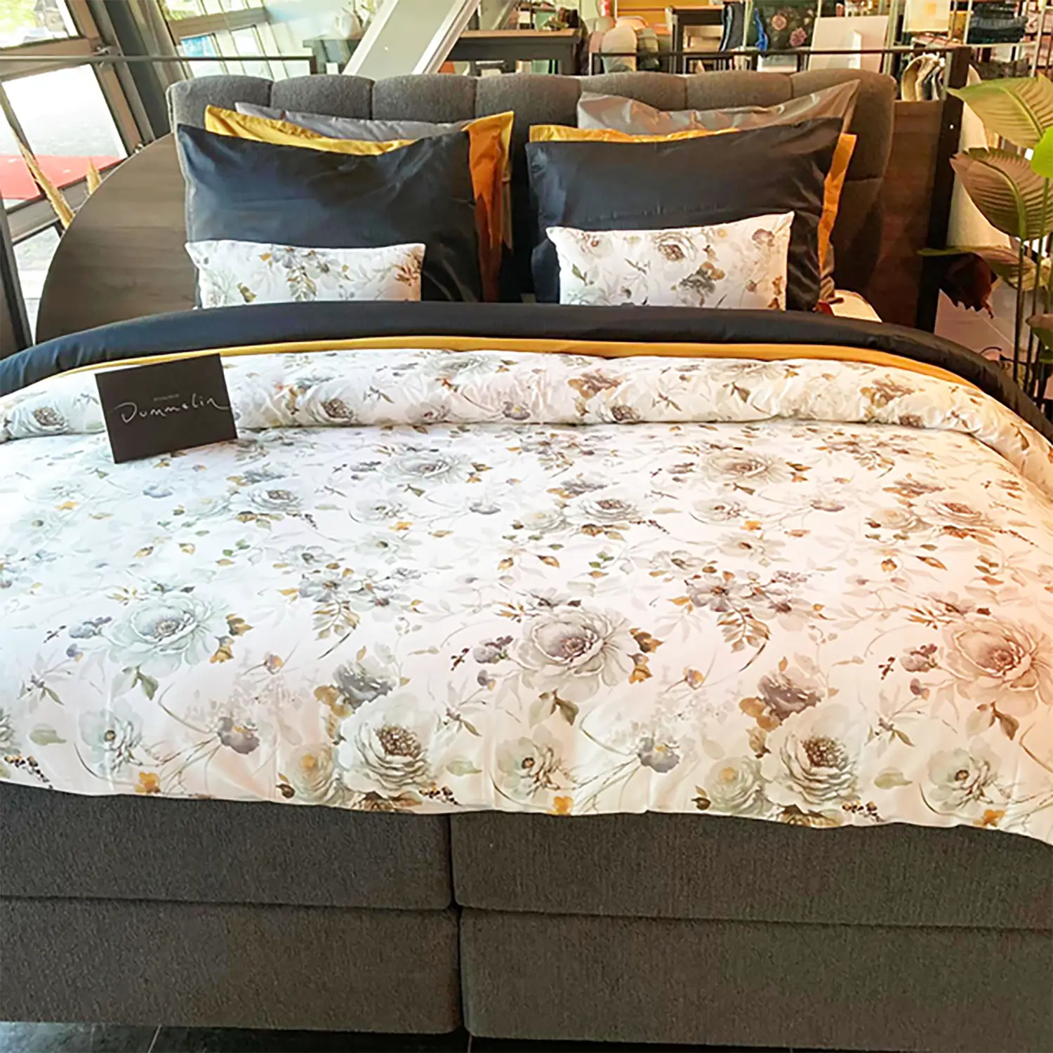 Dommelin Dekbedovertrekset Camelia Satijn 400TC