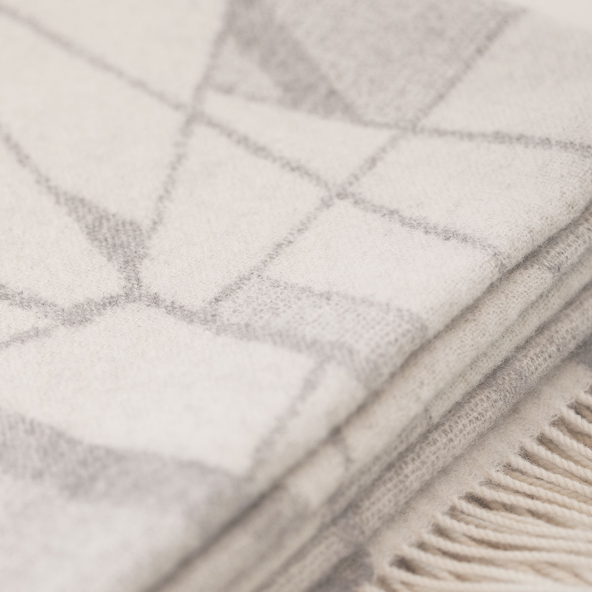 Mrs.Me Deken Crystalline Wol Light Grey - Off White 130 x 180 cm