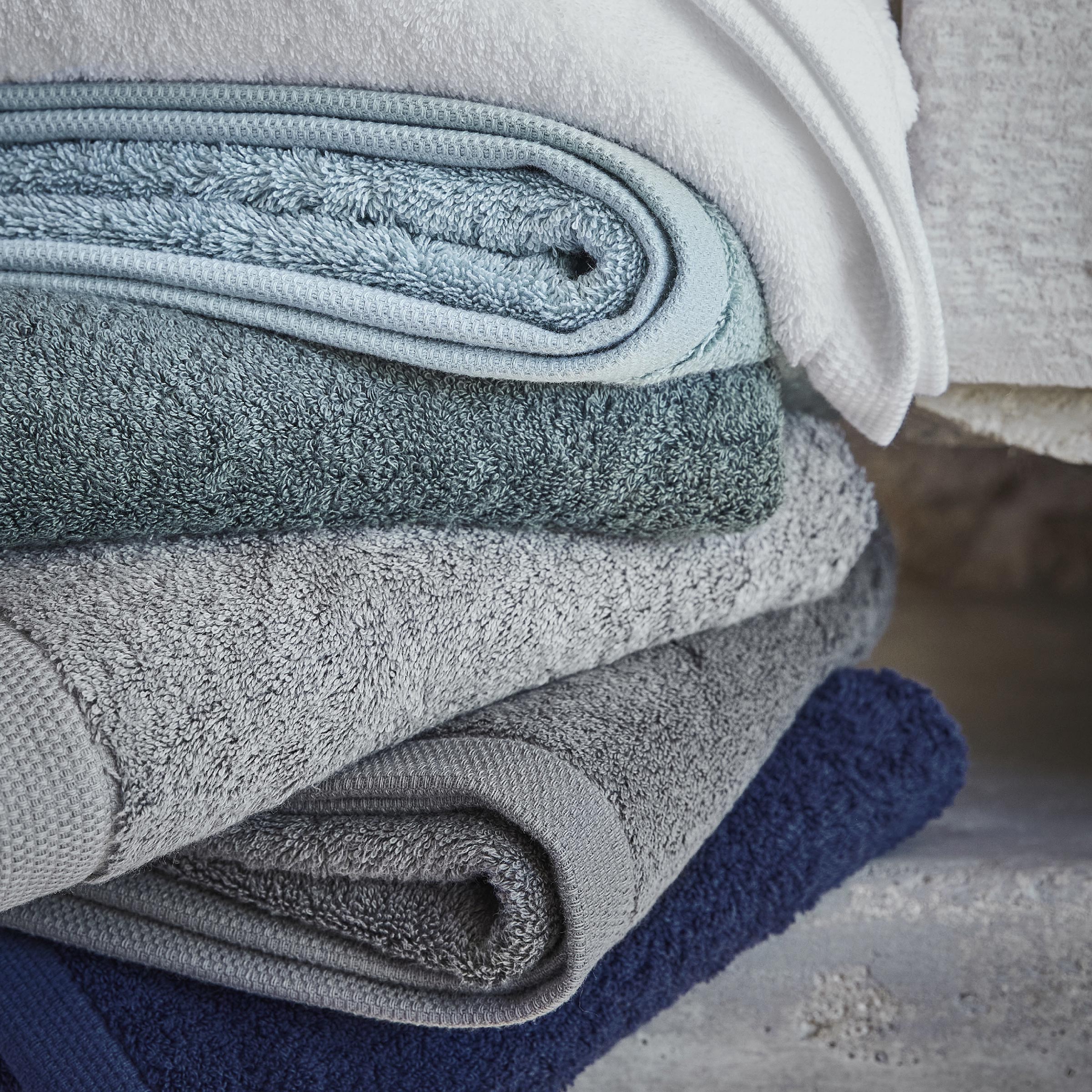 Alexandre Turpault Gastendoekje Essentiel Organic Katoen 650 gr/m2 Light Grey 40 x 60 cm