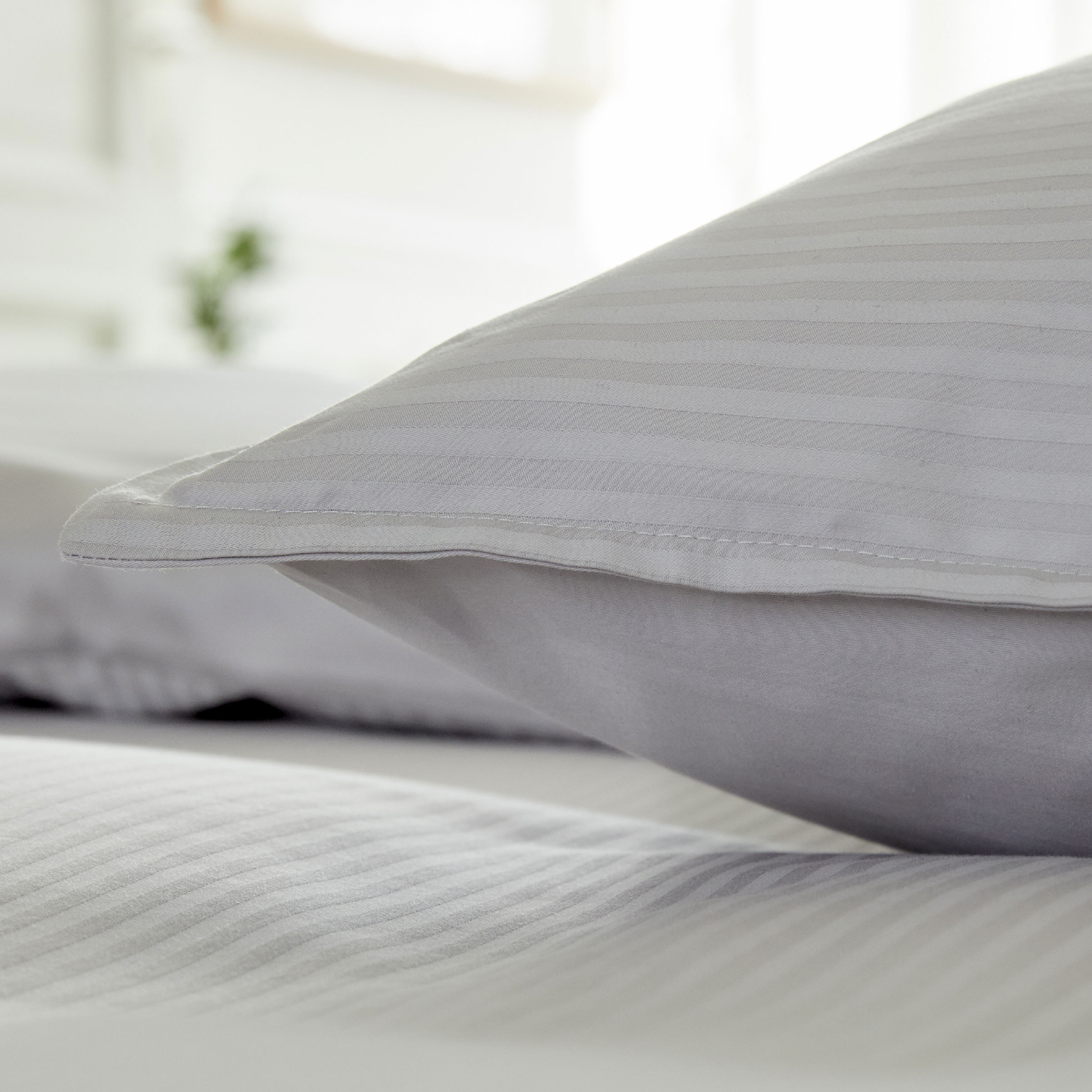 Essix Kussensloop Grand Hotel Jacquard Satijn 300TC Argent