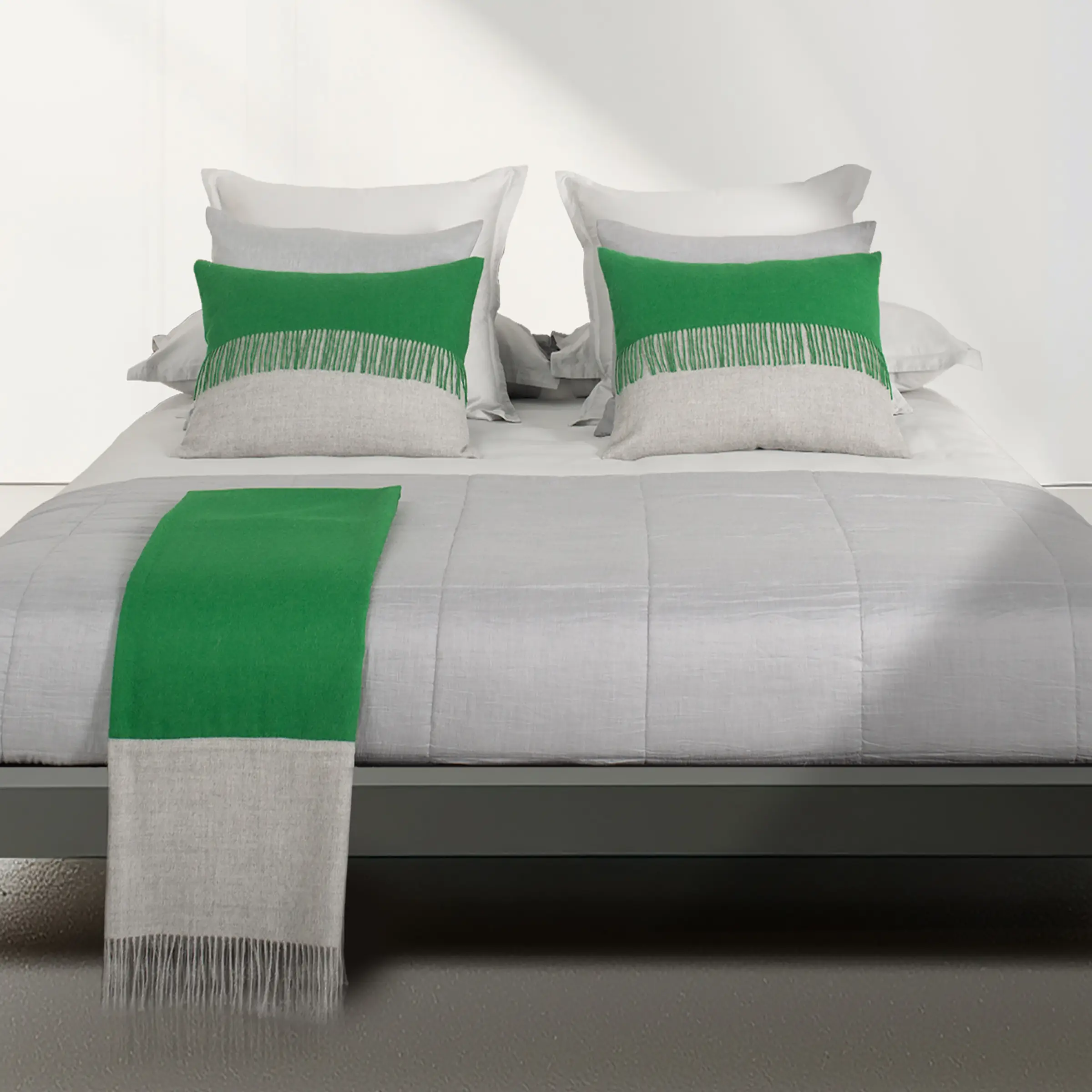 Mrs.Me Dekbedovertrekset Charm Satijn 300TC Mist