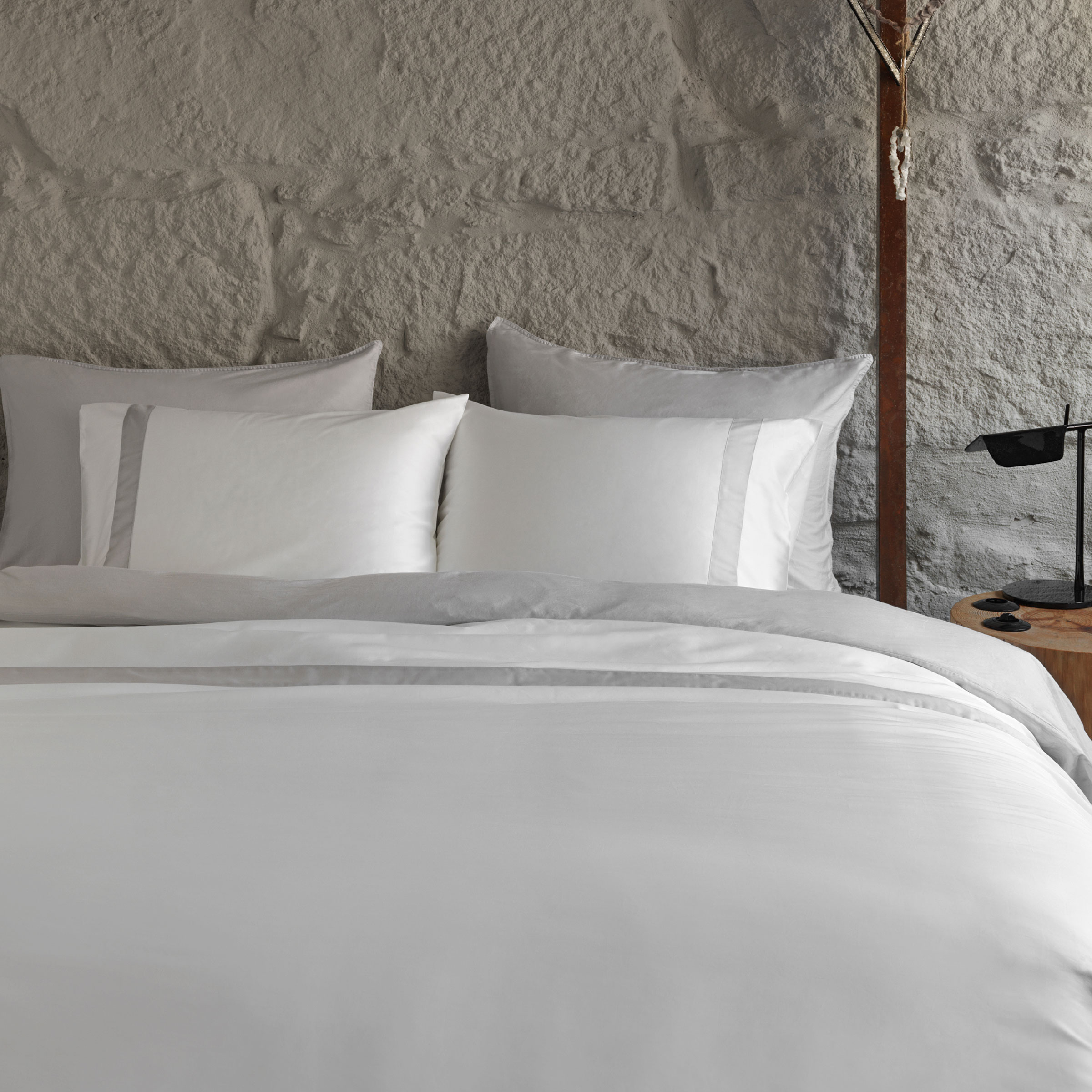 Dommelin Dekbedovertrekset Listra Satijn 300TC Wit - Zilver