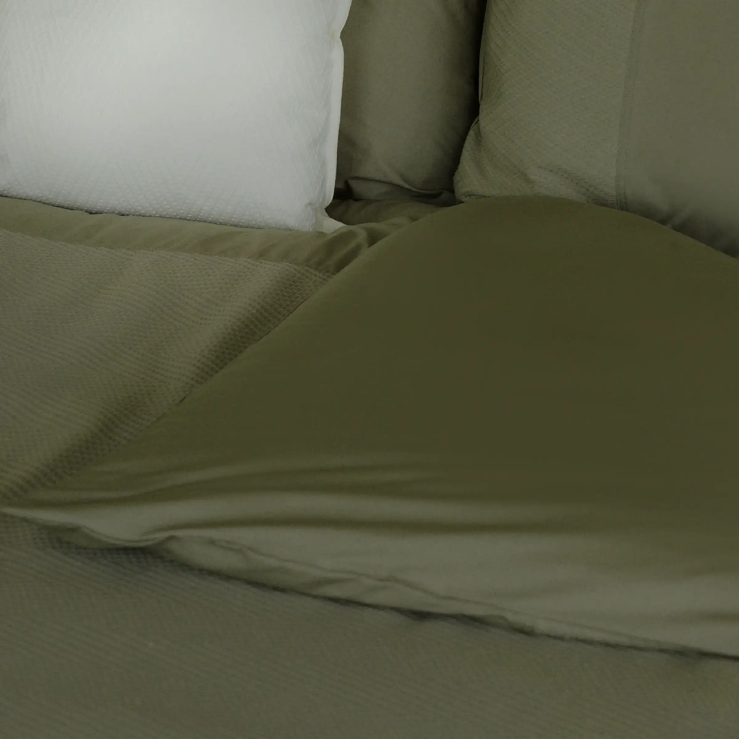 Dommelin Dekbedovertrekset Liva Percal 200TC Olijf