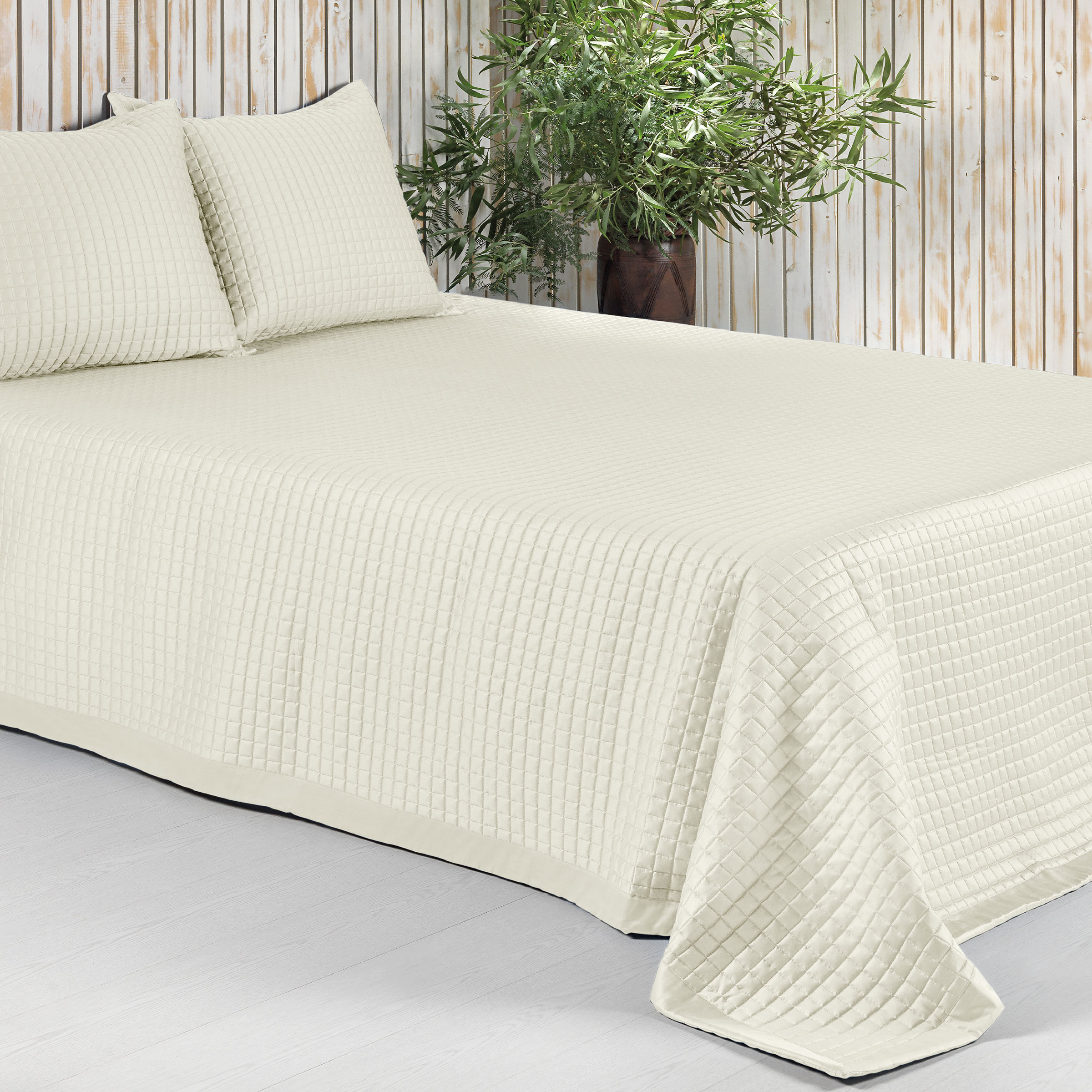 Dommelin Sprei Chicago Satijn 300TC Ecru