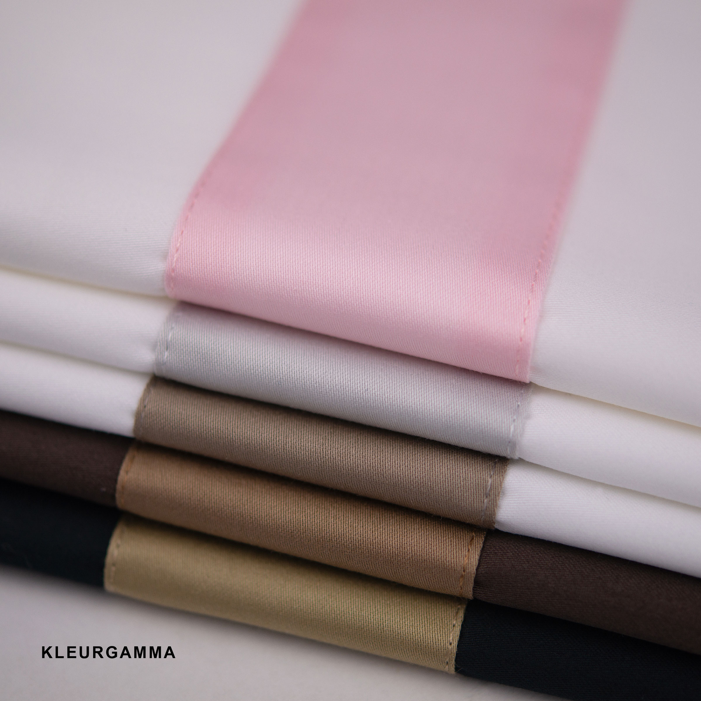 Dommelin Dekbedovertrekset Listra Satijn 300TC Wit - Lichtroze