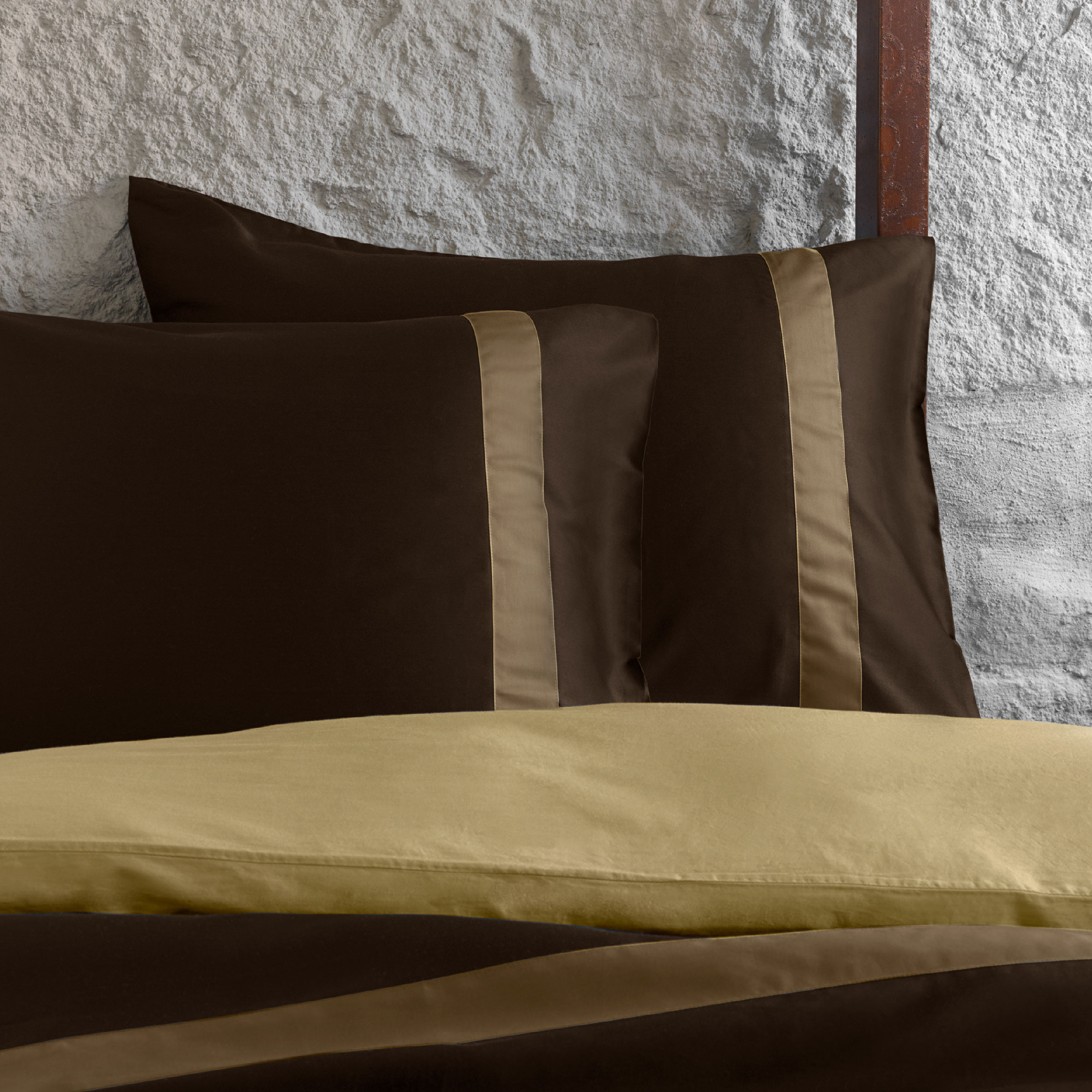 Dommelin Kussensloop Listra Satijn 300TC Bruin - Cappuccino 60 x 70 cm