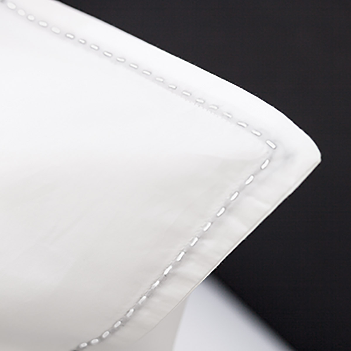 Mrs.Me Dekbedovertrekset Couture Satijn 600TC Wit