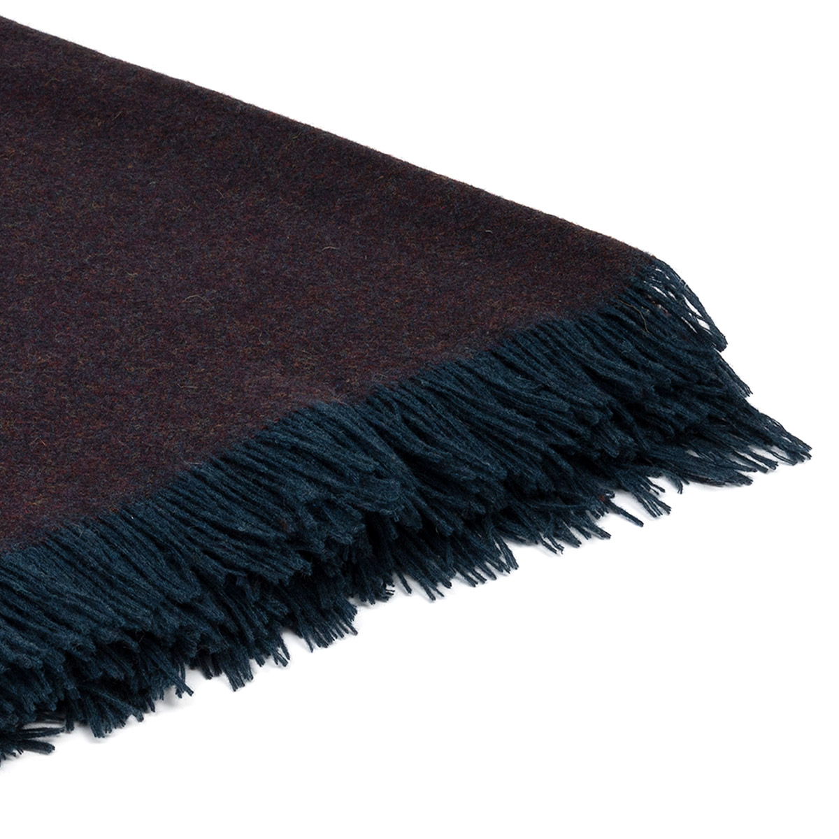 Mrs.Me Plaid Aeon Scheerwol - Cashmere Raisin 154 x 200 cm