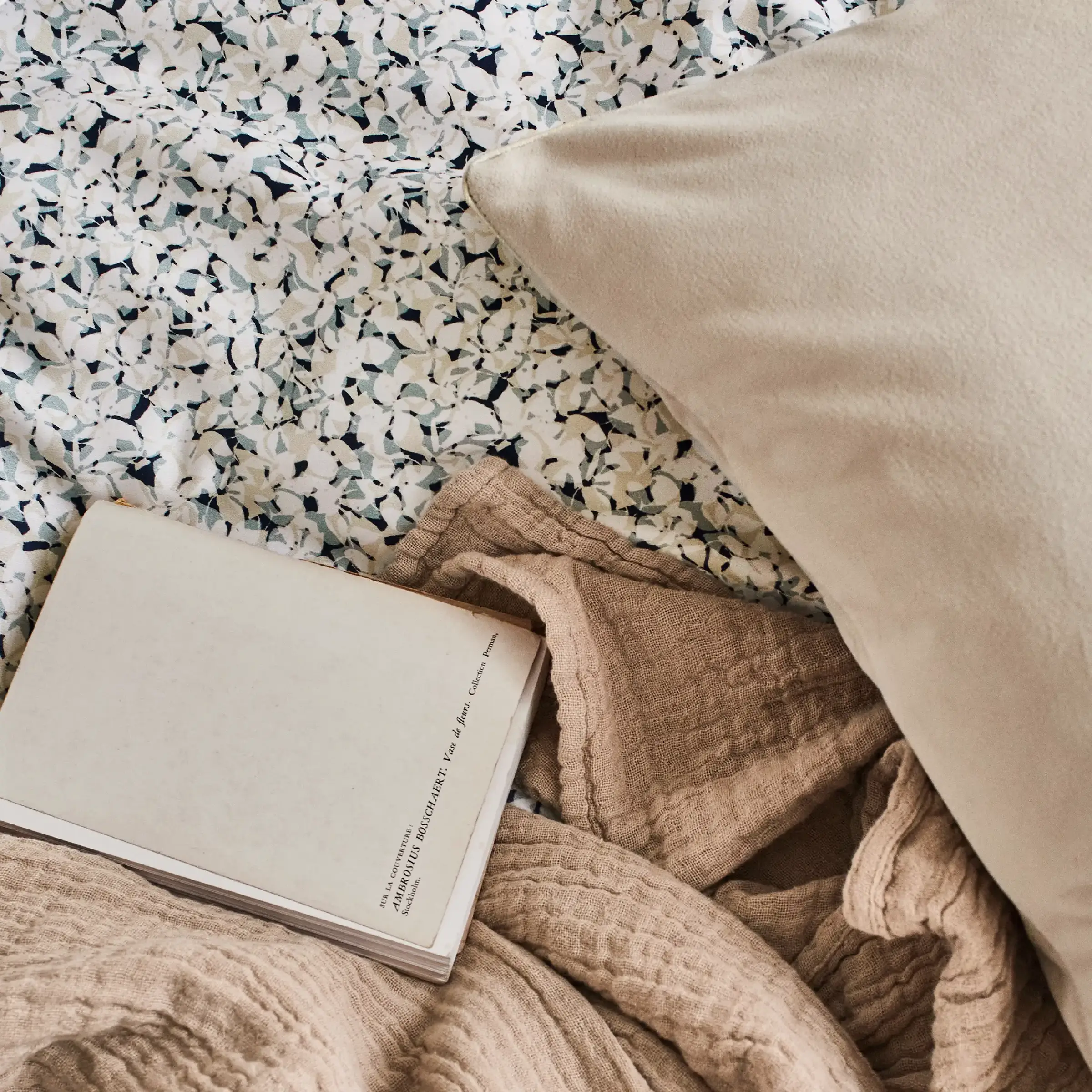 Essix Laken Nui Satijn 200TC Multi