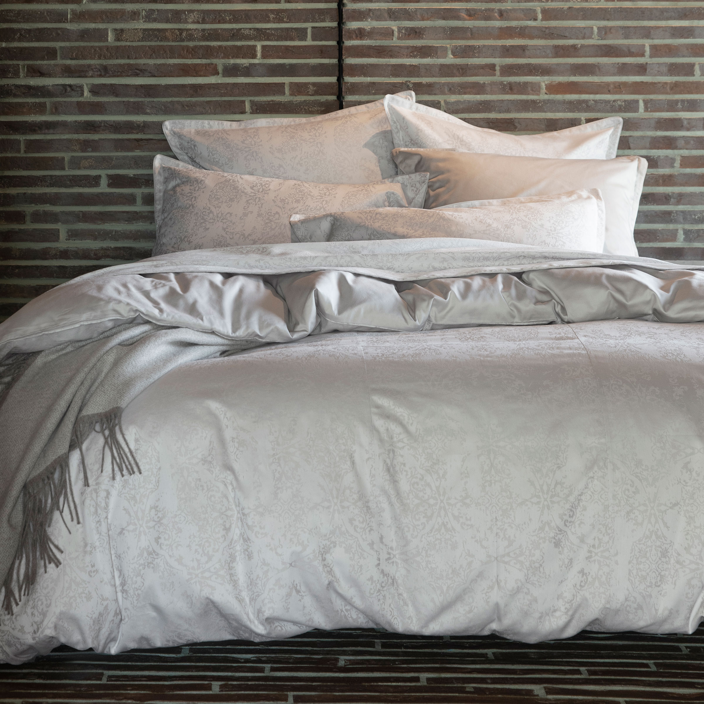 Alexandre Turpault Dekbedovertrek Set Quantique Organic Jacquard Satijn 300TC Wit - Oyster