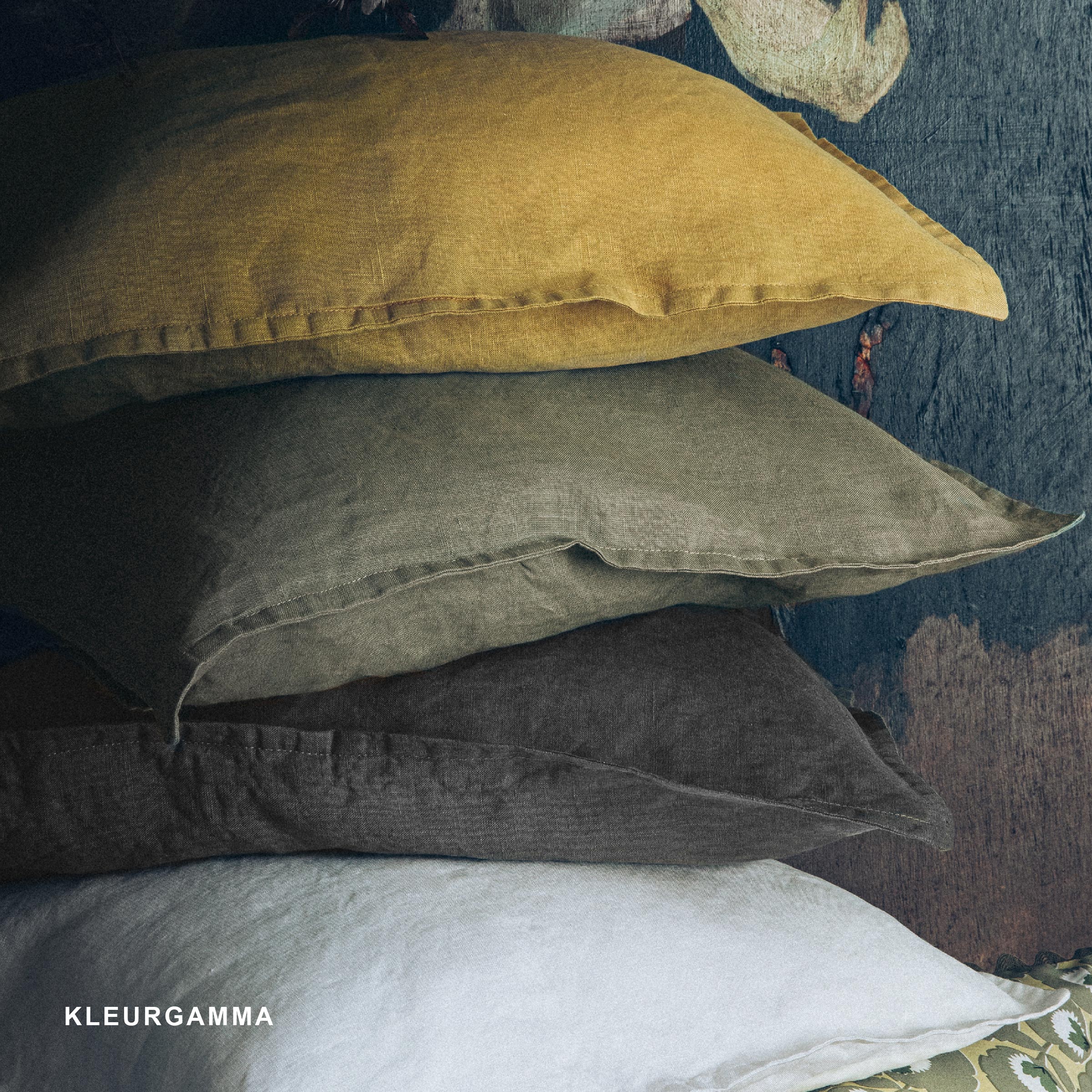 Alexandre Turpault Hoeslaken Hoge Hoek Nouvelle Vague Stonewashed Linnen Kaki