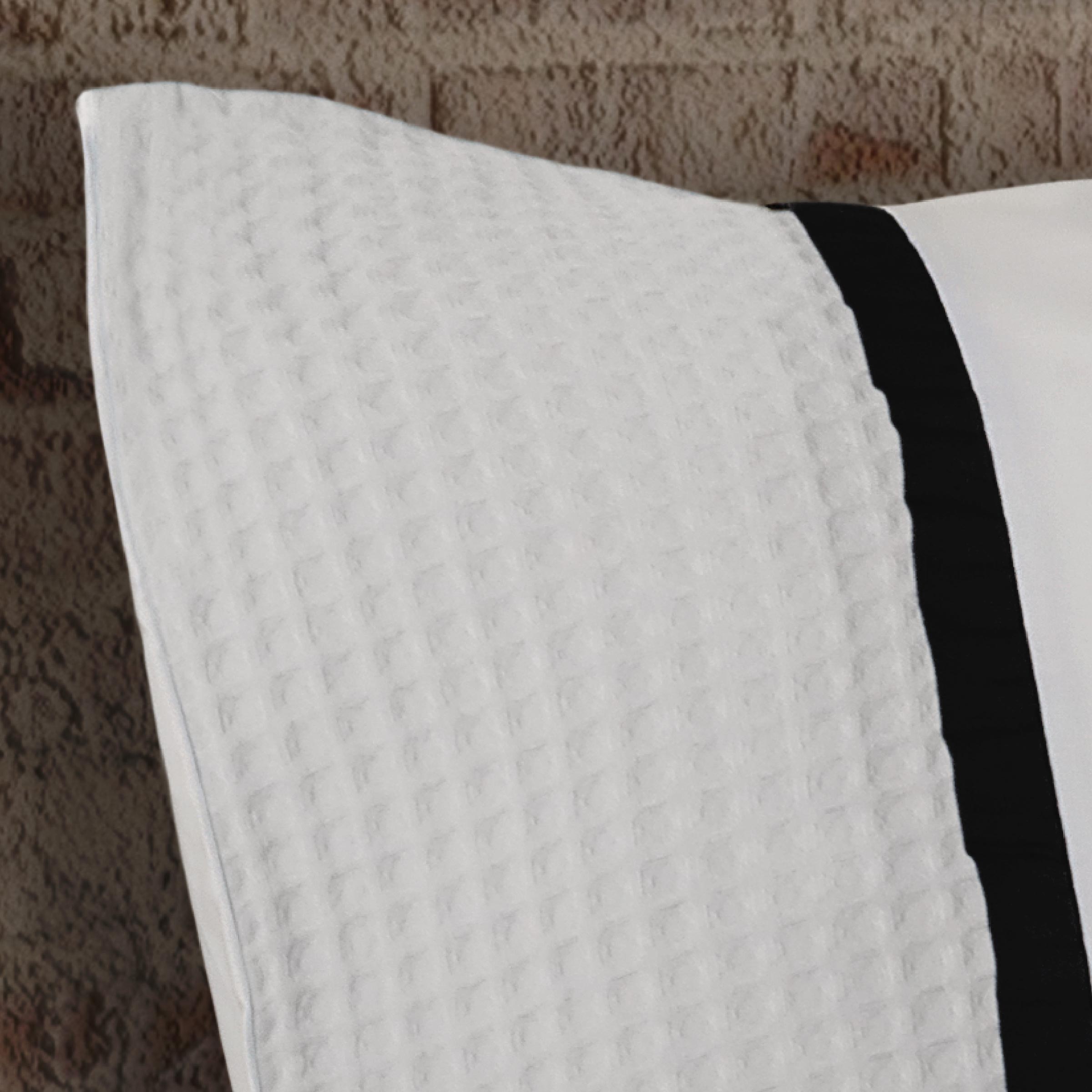 Dommelin Kussensloop Bari Percal 200TC Wit - Zwart 60 x 70 cm