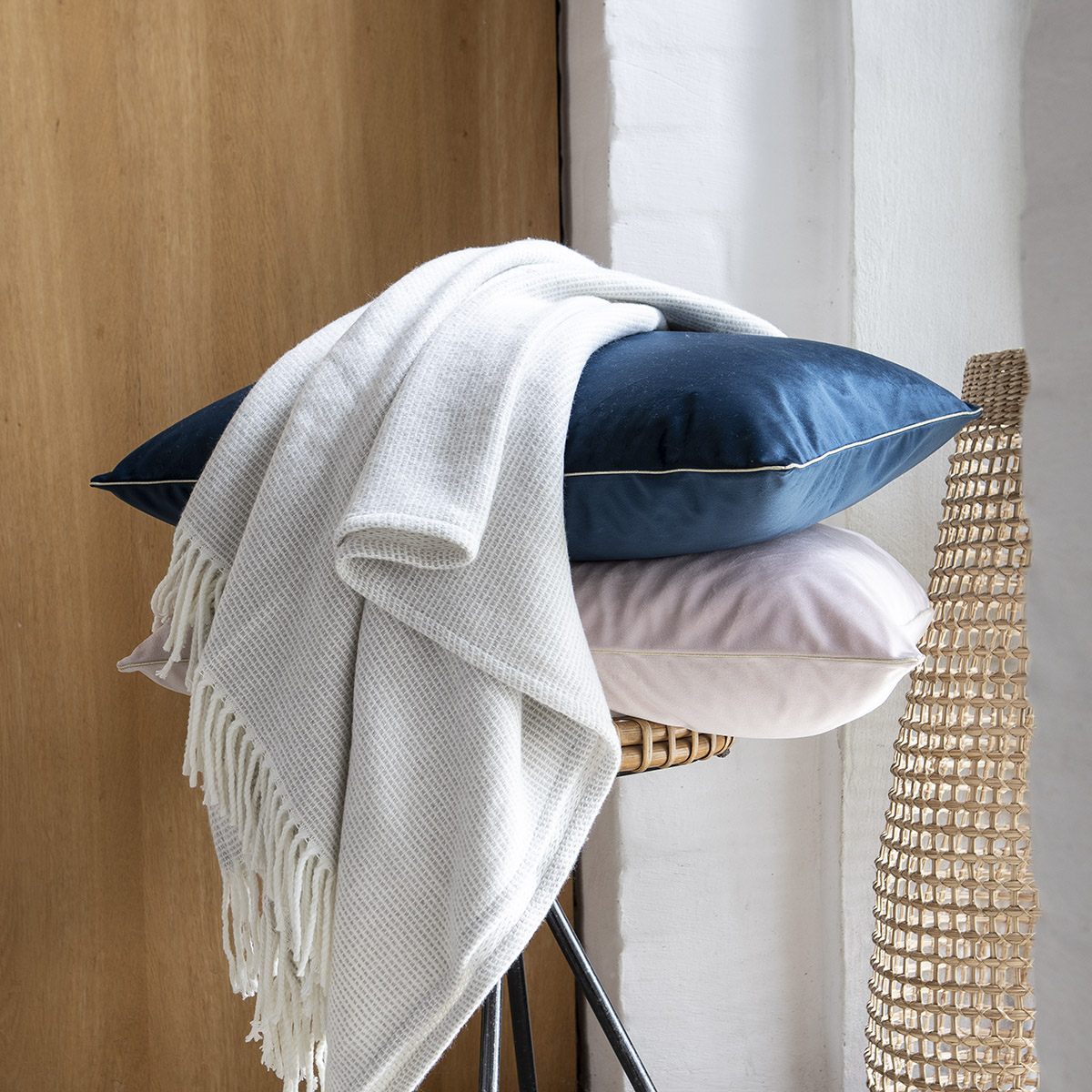 Essix Sierkussenhoes Gatsby Fluweel Bleu Russe 40 x 60 cm