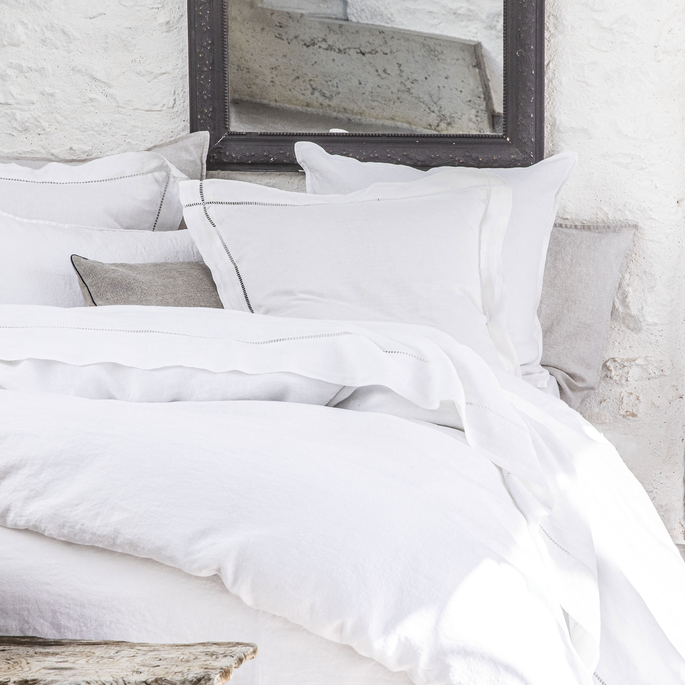 Alexandre Turpault Dekbedovertrek Set Regence Linnen Wit