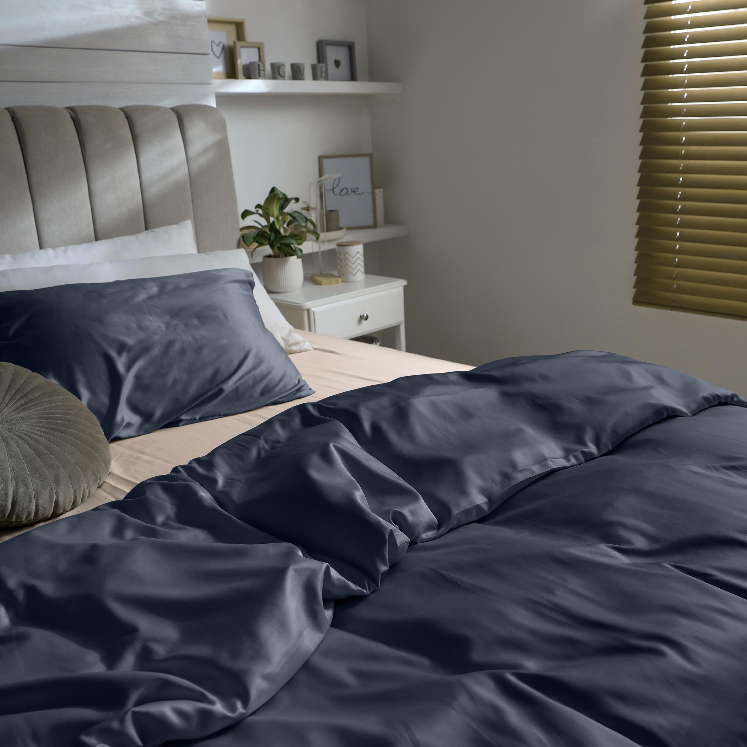 Dommelin Dekbedovertrek Set Satijn 300TC Nachtblauw