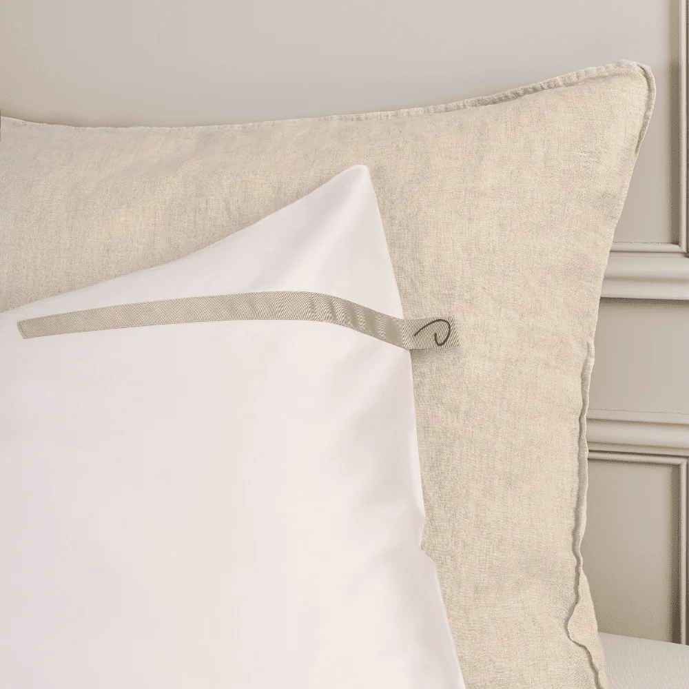Dommelin Kussensloop Horizontaal Linea D Satijn 300TC Wit-Beige 60 x 70 cm