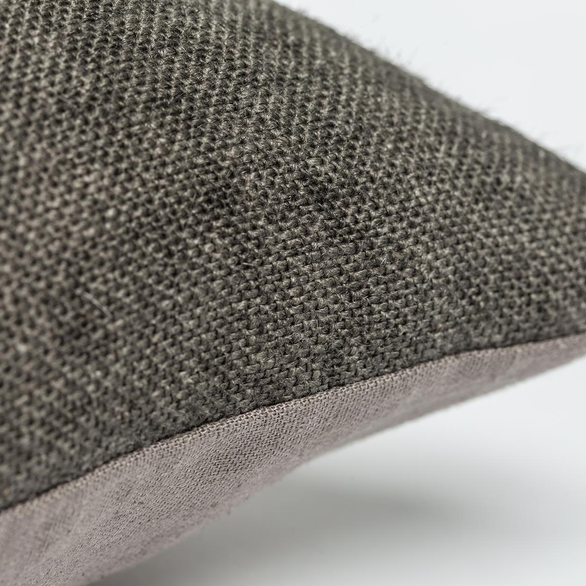 Mrs.Me Sierkussen Morris Jute Graphite 45 x 60 cm