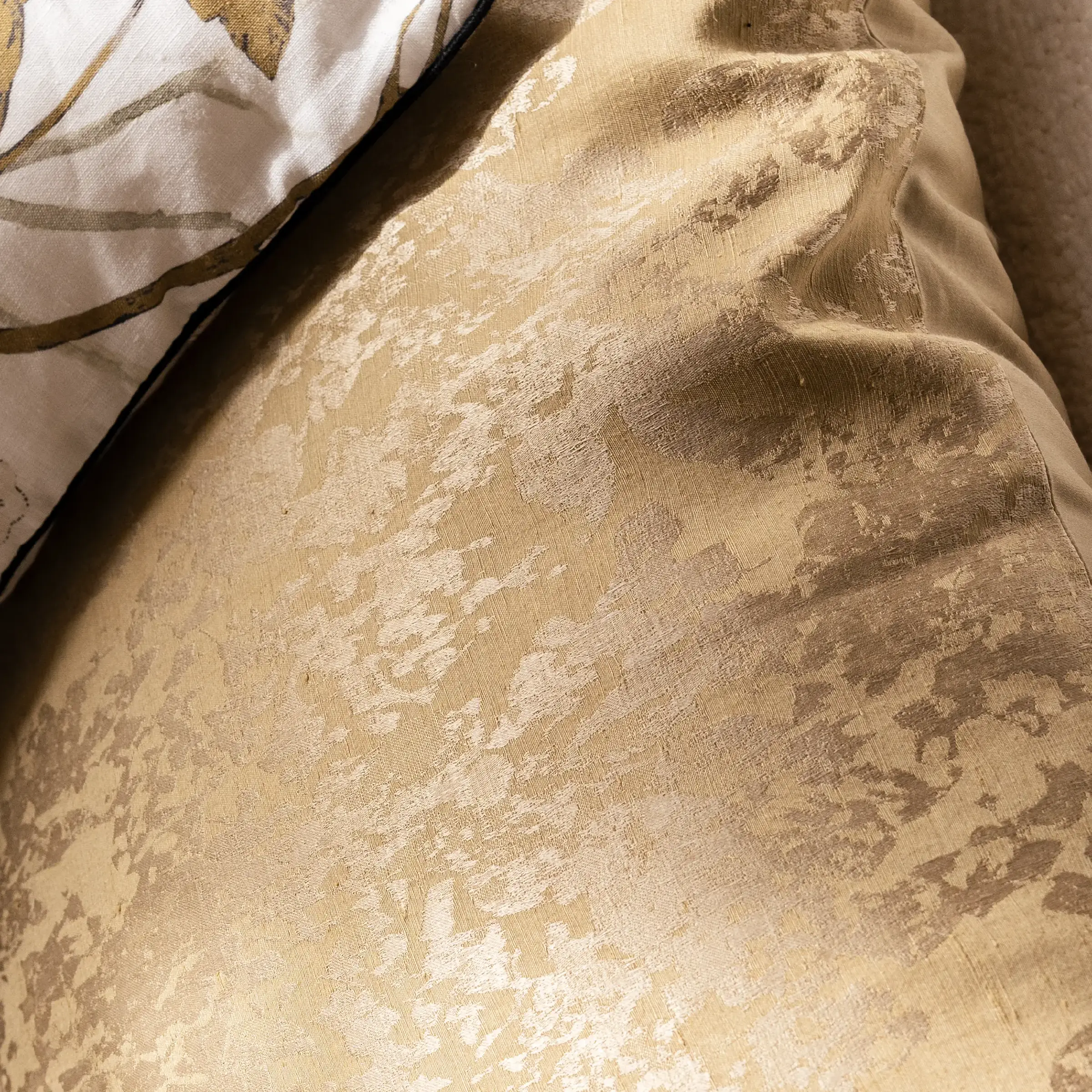 Alexandre Turpault Bedeindsprei Lin & Soie Linnen Mix Desert 140 x 240 cm