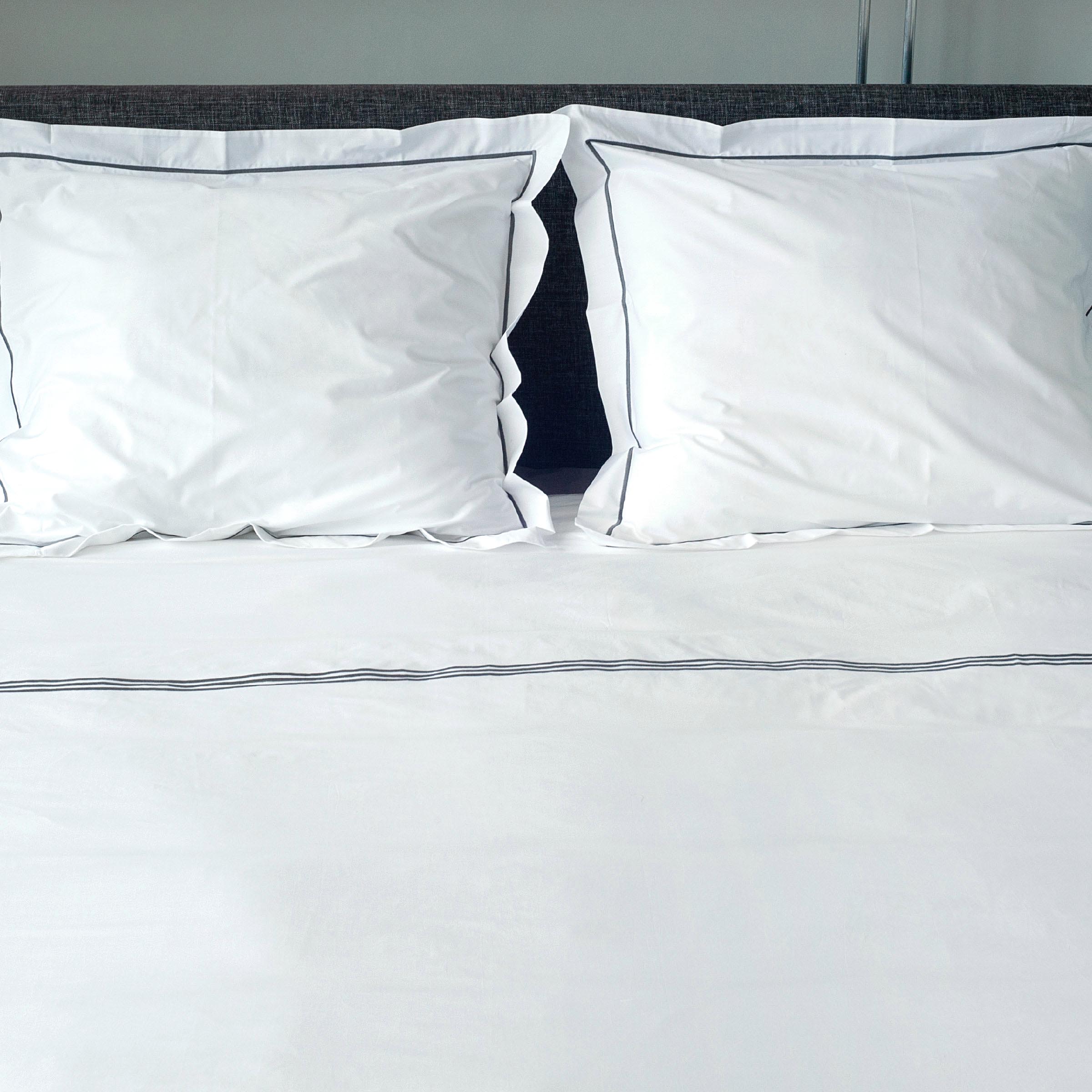 Dommelin Dekbedovertrekset Cortina Percal 200TC Taupe - Taupe