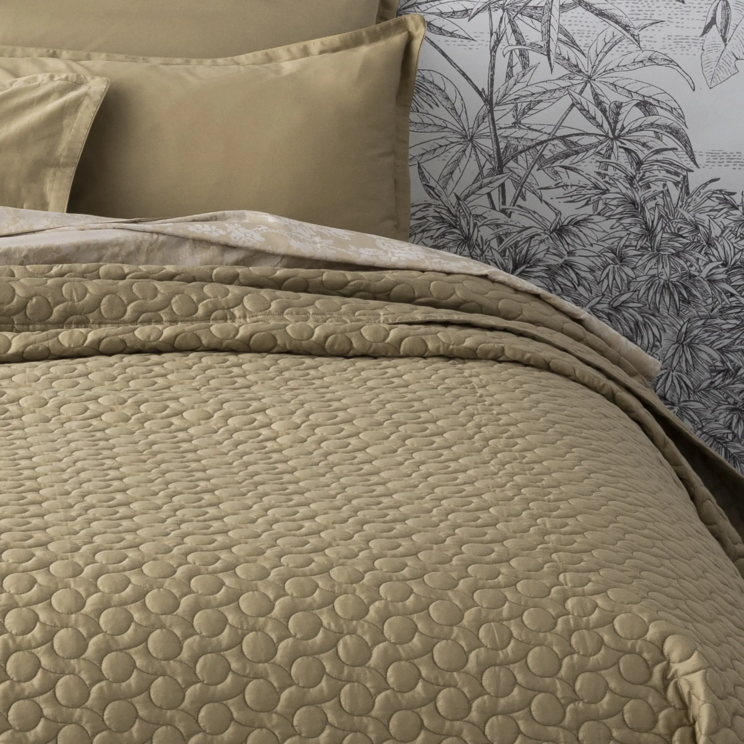 Alexandre Turpault Sprei Poesie Satijn Desert 260 x 240 cm