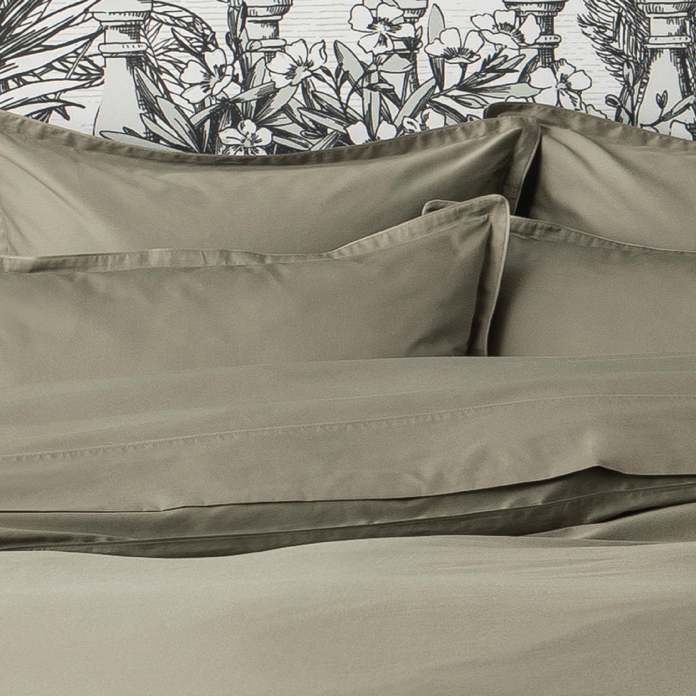 Alexandre Turpault Dekbedovertrek Teophile Organic Satijn 300TC Kaki