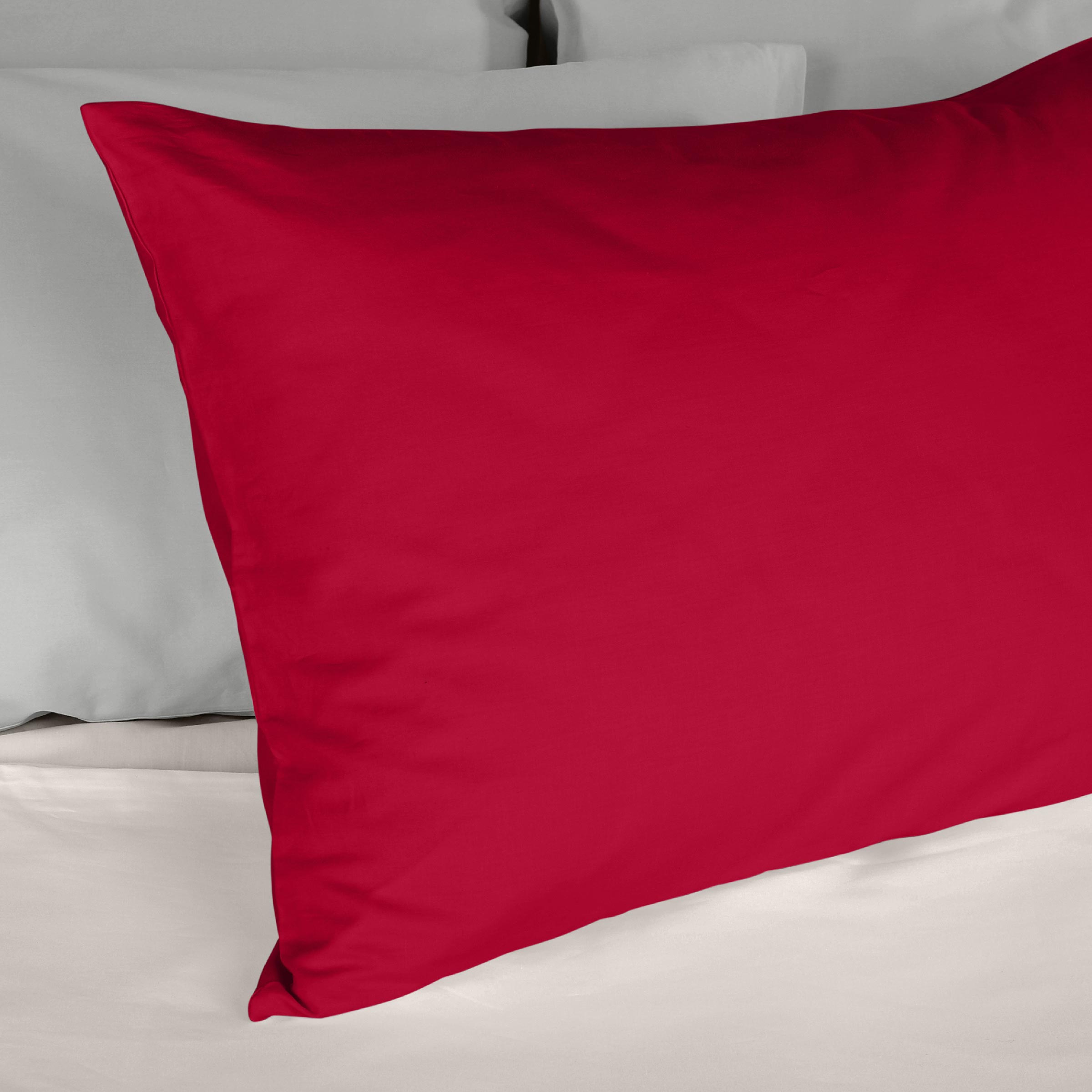 Dommelin Kussensloop Satijn 300TC Cherry