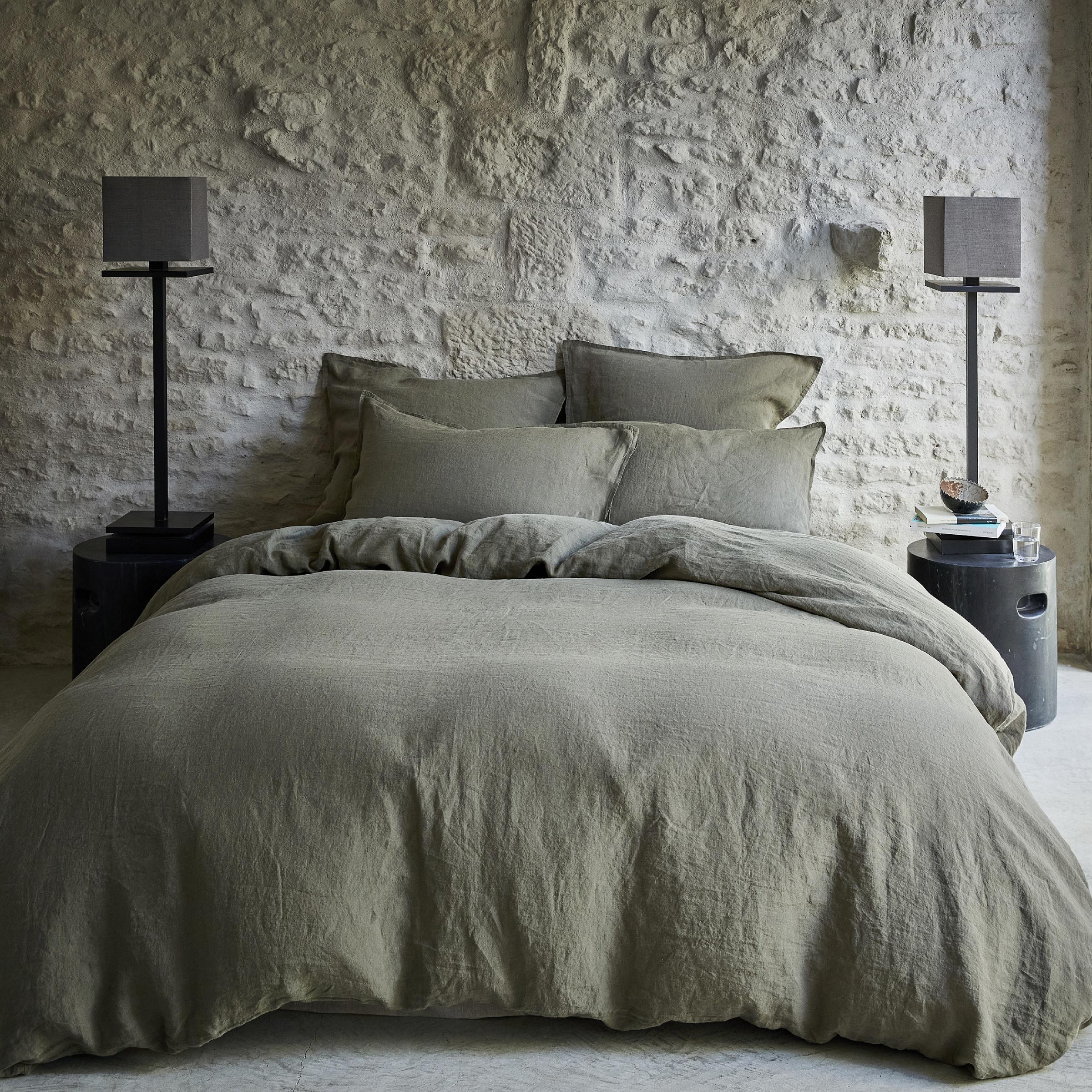 Alexandre Turpault Hoeslaken Hoge Hoek Nouvelle Vague Stonewashed Linnen Kaki