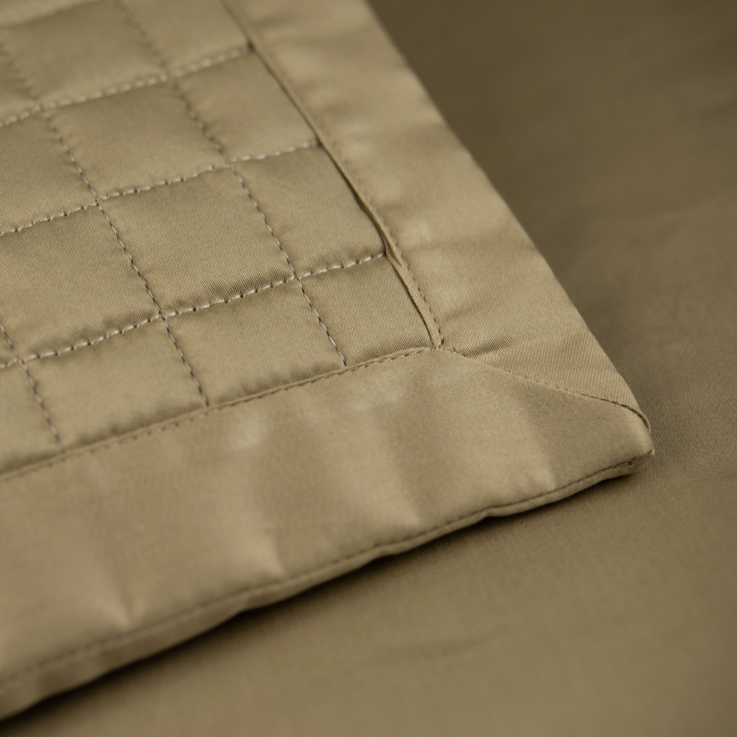 Dommelin Sprei Chicago Satijn 300TC Brons