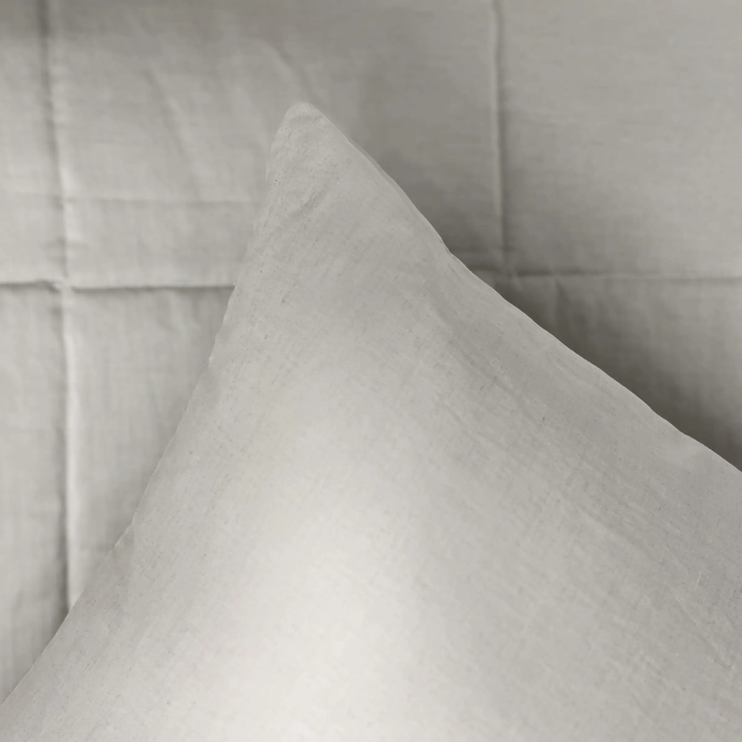 Mrs.Me Sierkussen Luminate Viscose Katoen Hennep Sand 45 x 60 cm