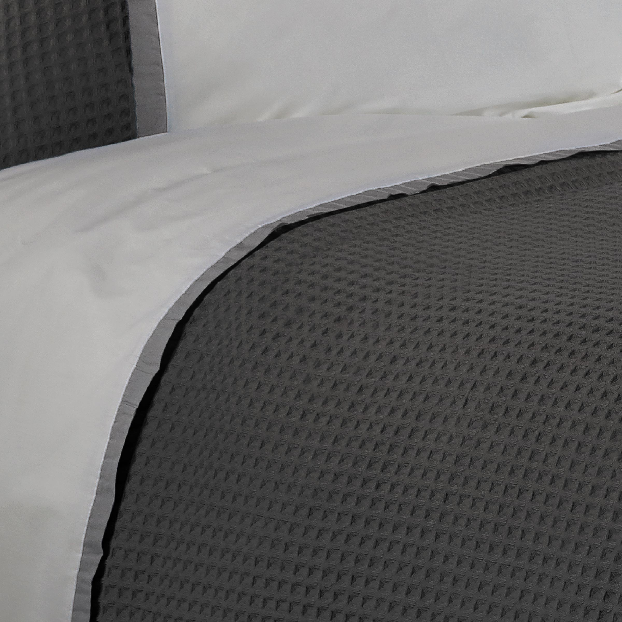 Dommelin Dekbedovertrekset Bari Percal 200TC Steenkool - Olifantgrijs