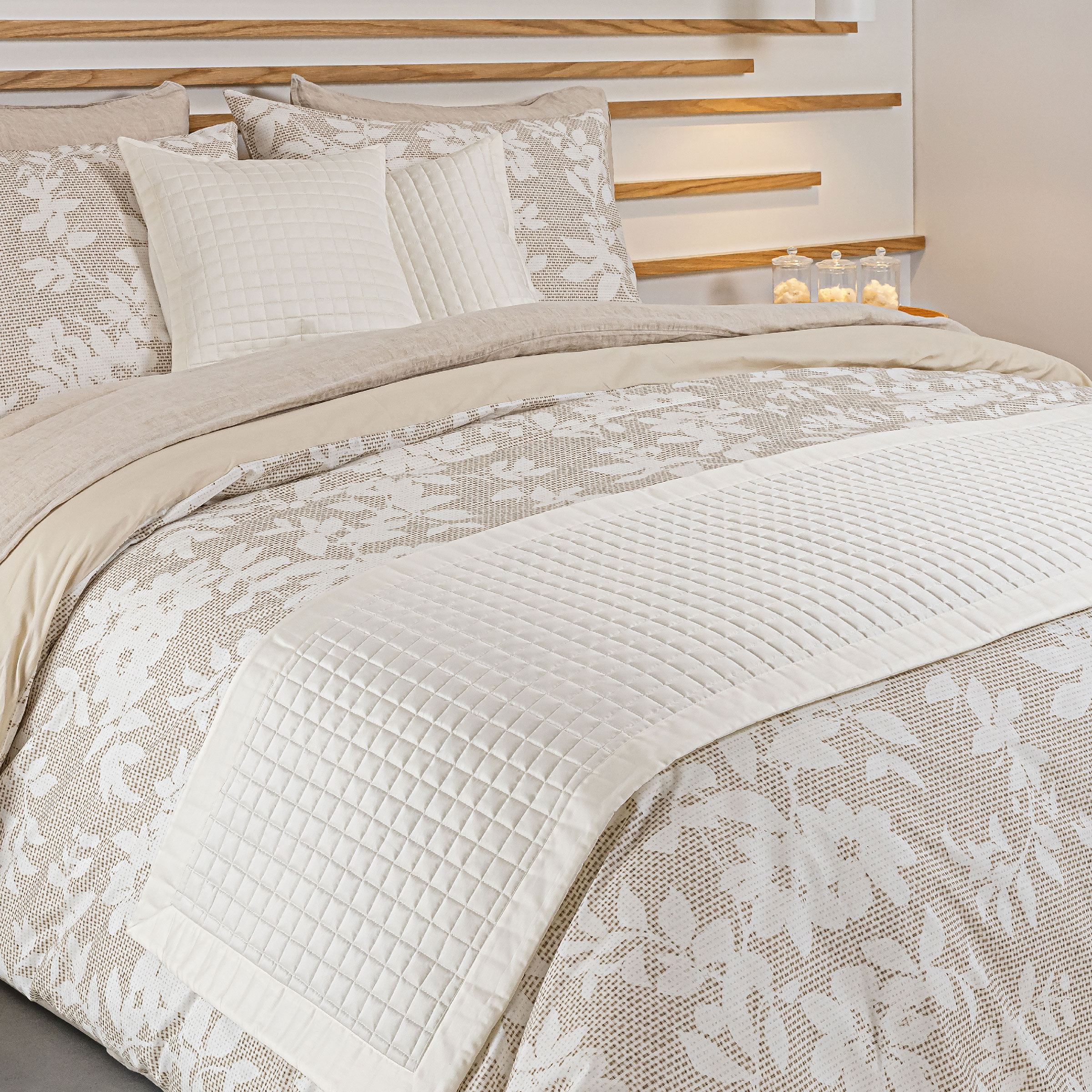 Dommelin Sprei Chicago Satijn 300TC Ecru