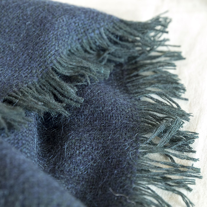 MrsMe blanket Archive Blueberry