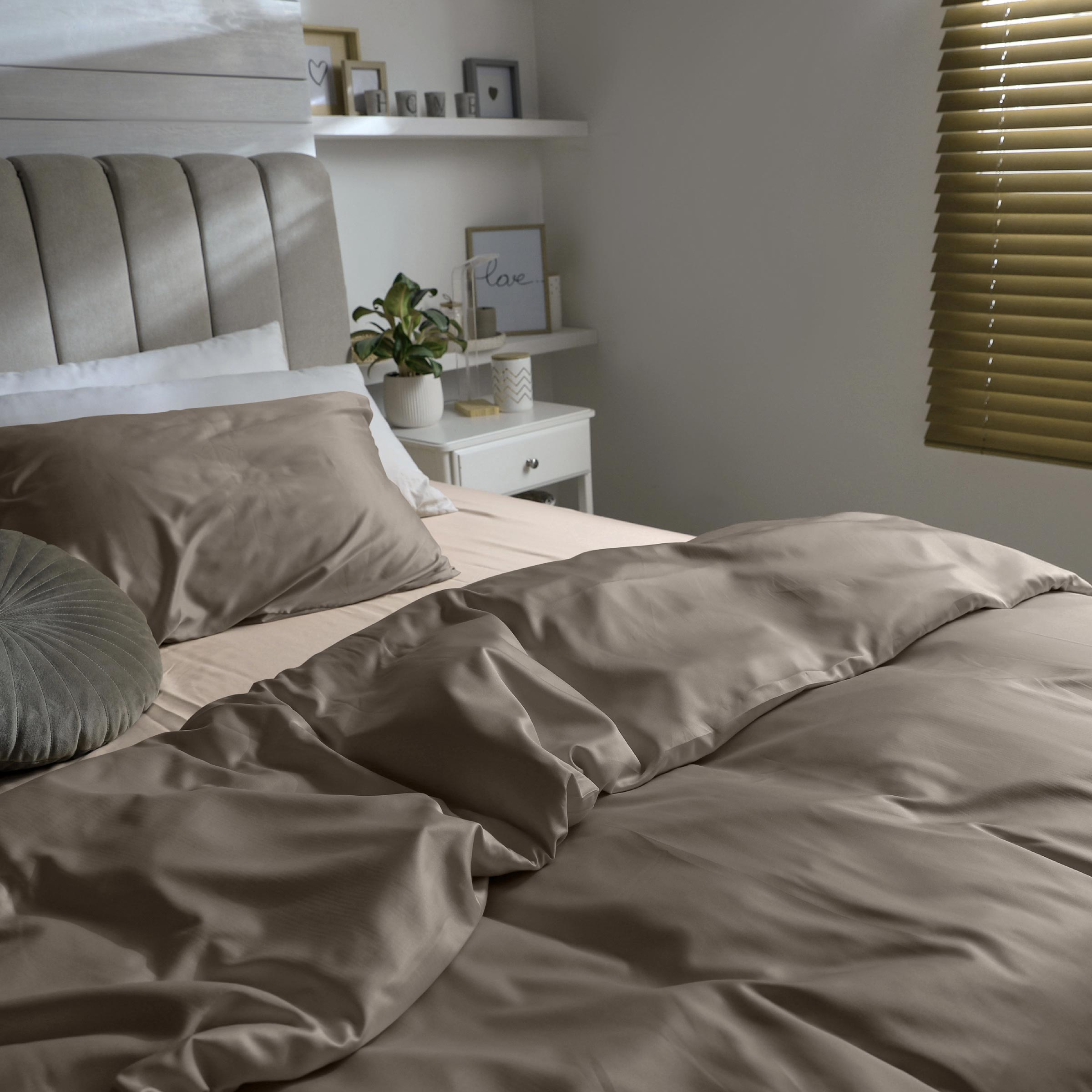 Dommelin Dekbedovertrek Set Satijn 300TC Nootmuskaat 