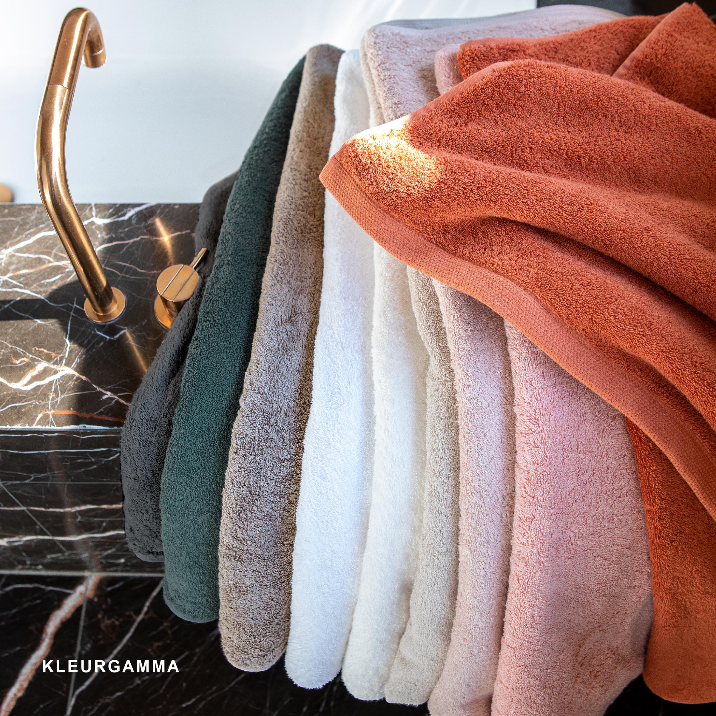 Alexandre Turpault Gezichtsdoekje Essentiel Organic Katoen 650 gr/m2 Maki 30 x 30 cm